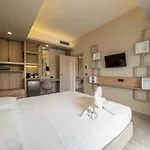 Paradise Hotel