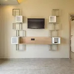 Paradise Hotel