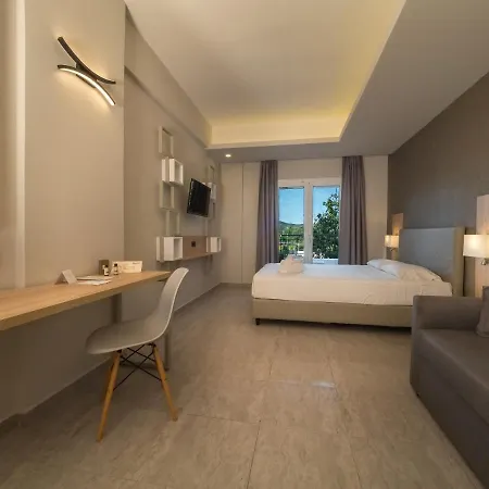 Hotel Paradise Finikounda