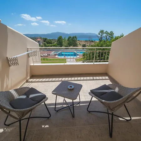 Paradise Ξενοδοχείο 4*