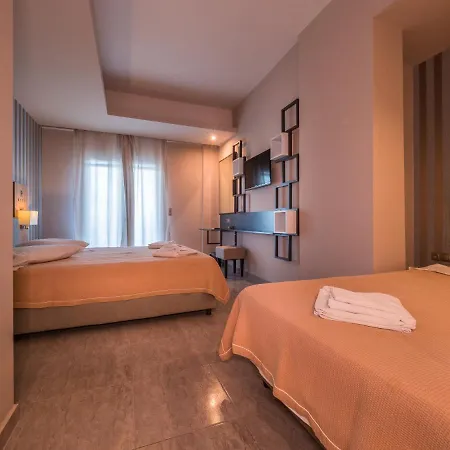 Hotel Paradise Finikounta