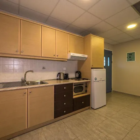 Paradise فينيكونتا