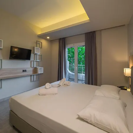 Paradise Hotel