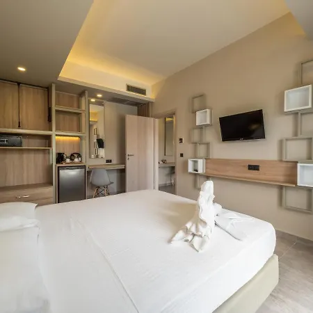 Paradise Hotel
