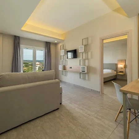 Hotel Paradise Finikounta