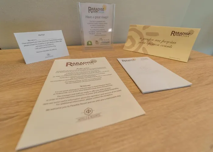 Paradise 4* 菲尼孔塔