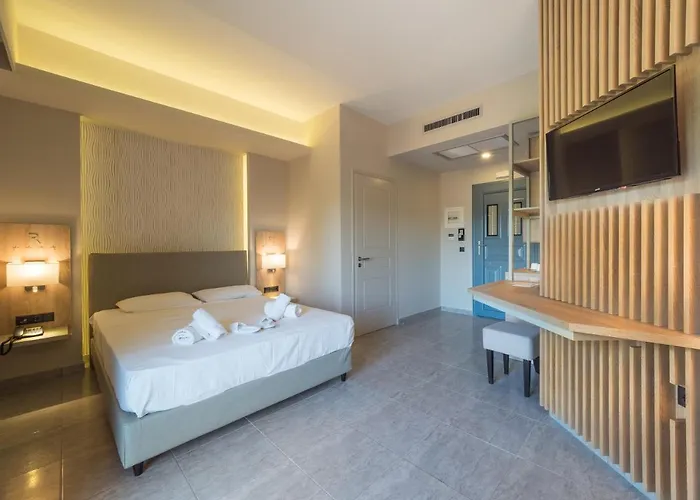 Szálloda Paradise 4*