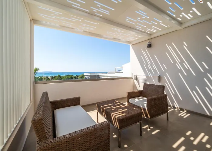 Paradise 4* Finikounta